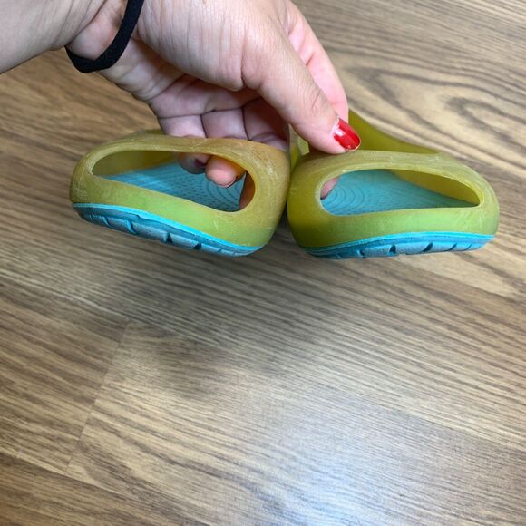 Womens Sz 7 Crocs Carlie Peep Toe Slip On Ballet Flats Sandals Green Jelly Shoes - Picture 5 of 9